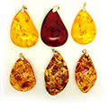 PENDANT MM AMBER FREE FORM 50X37MM BROWN